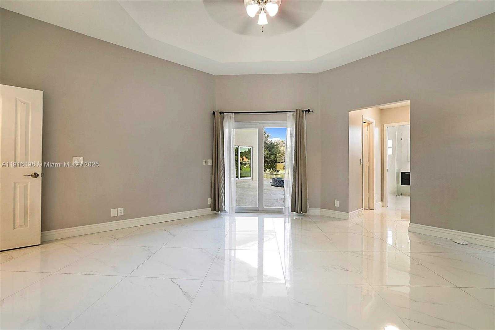 Small Image of 10133 NORTH WEST 48TH DR, Coral Springs Number 24