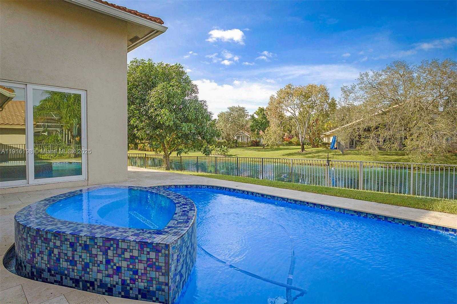 Small Image of 10133 NORTH WEST 48TH DR, Coral Springs Number 45