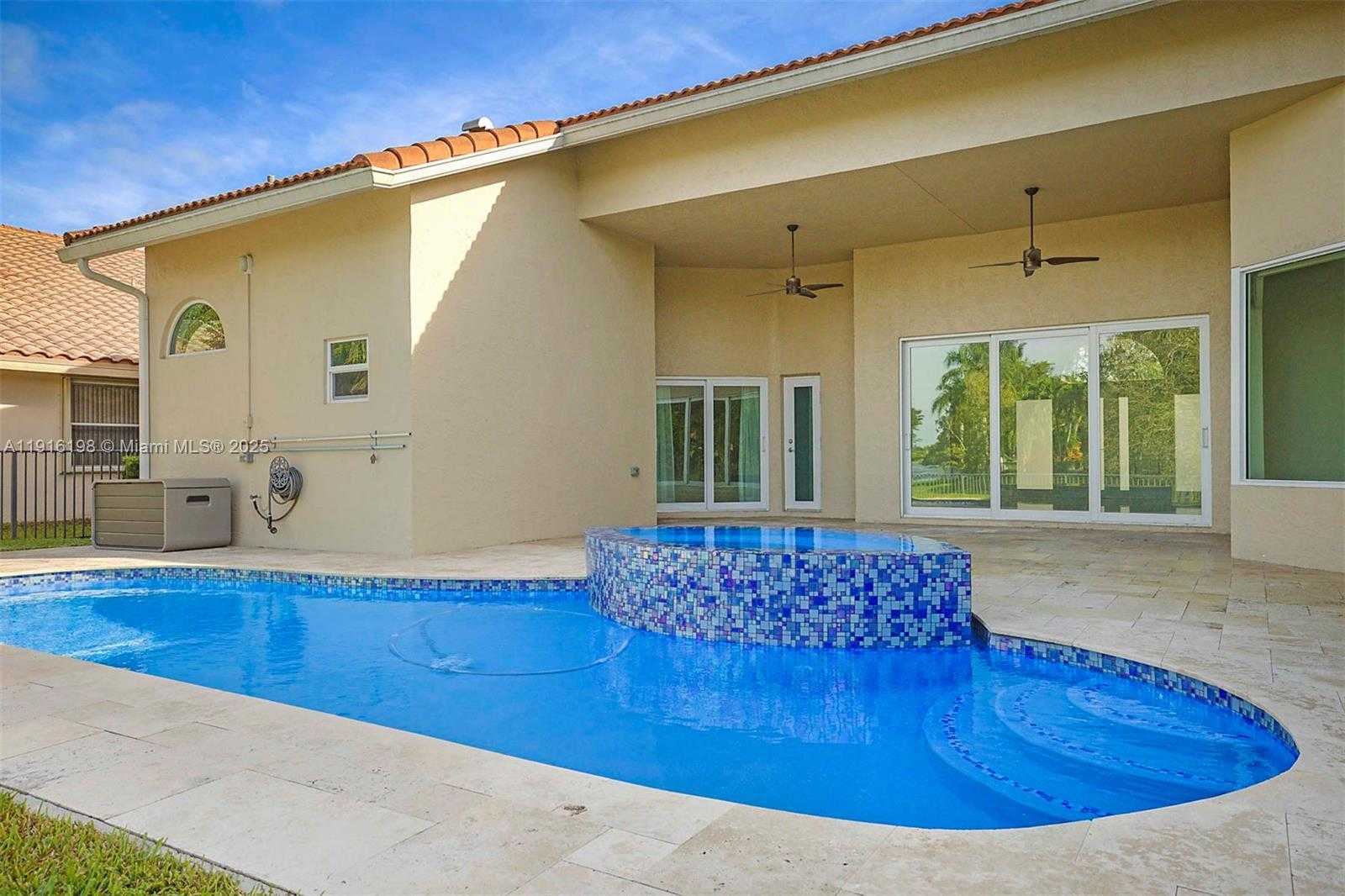 Small Image of 10133 NORTH WEST 48TH DR, Coral Springs Number 46