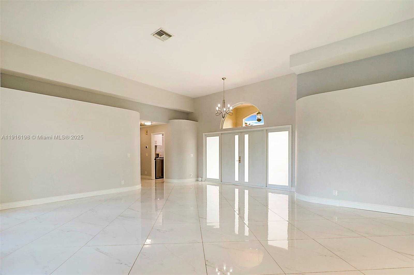 Small Image of 10133 NORTH WEST 48TH DR, Coral Springs Number 6