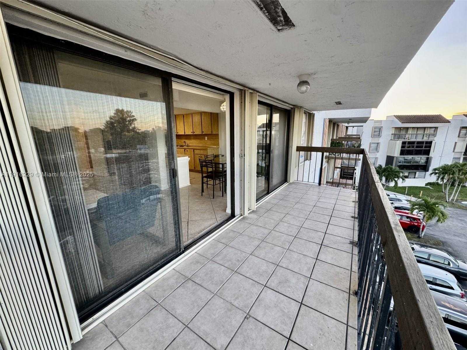 Imagen de Pequeño Objeto