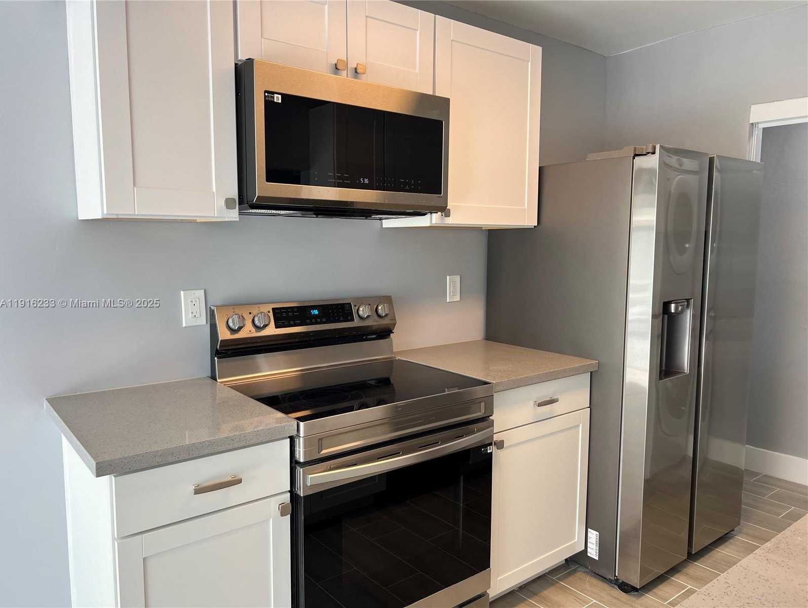 Small Image of 12250 SOUTH WEST 113TH LN #n/a, Miami Number 5