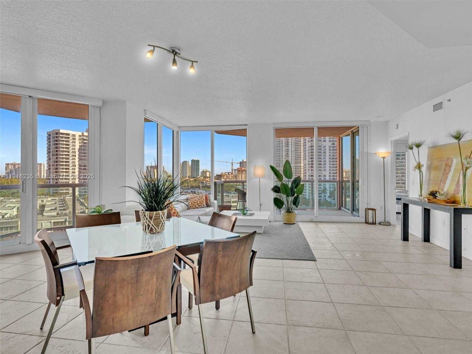 Small Image of 3370 HIDDEN BAY DR #1002, Aventura Number 12