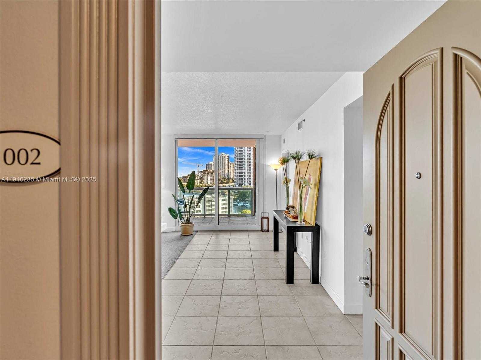 Small Image of 3370 HIDDEN BAY DR #1002, Aventura Number 3