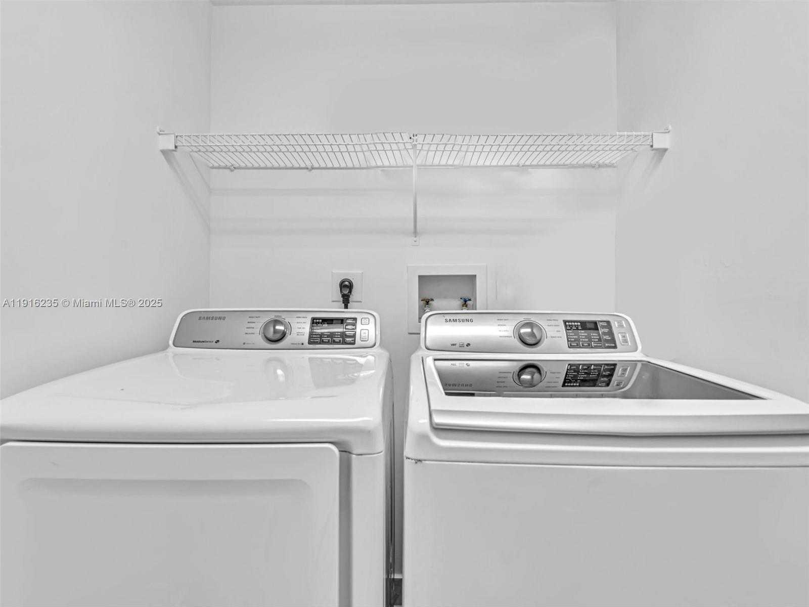 Small Image of 3370 HIDDEN BAY DR #1002, Aventura Number 43