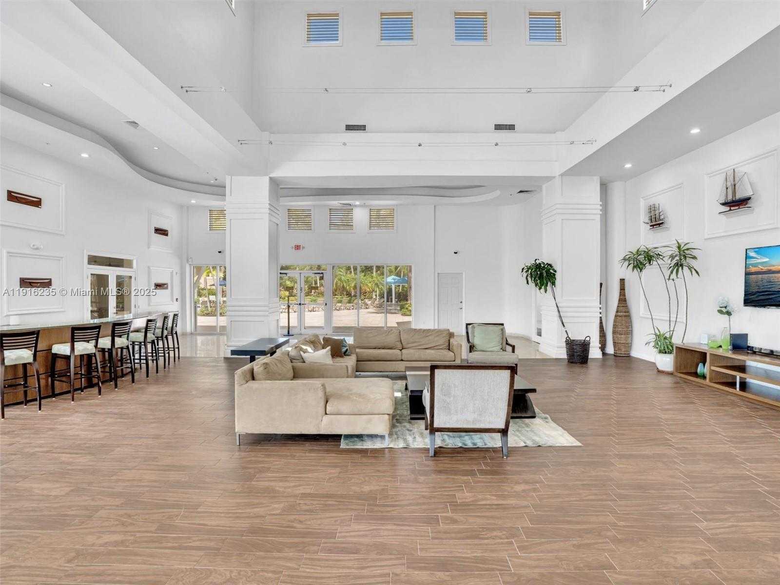 Small Image of 3370 HIDDEN BAY DR #1002, Aventura Number 61