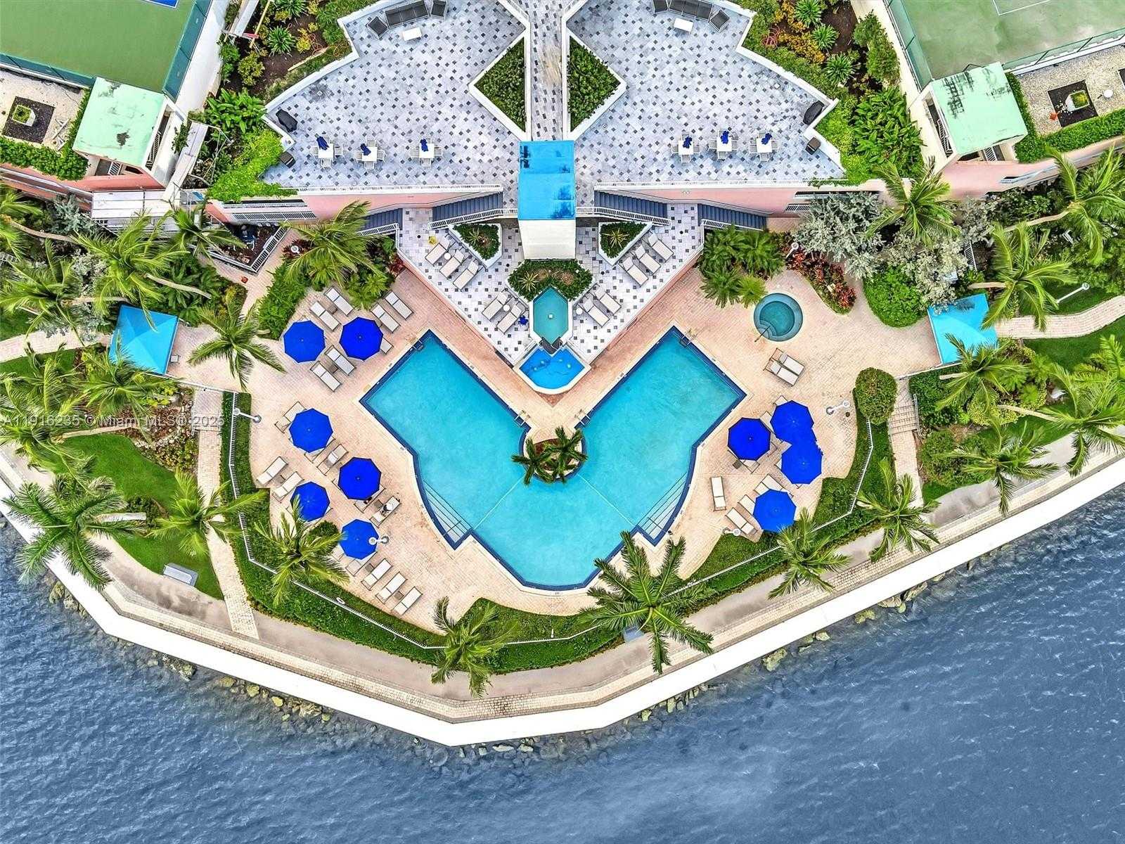 Small Image of 3370 HIDDEN BAY DR #1002, Aventura Number 65