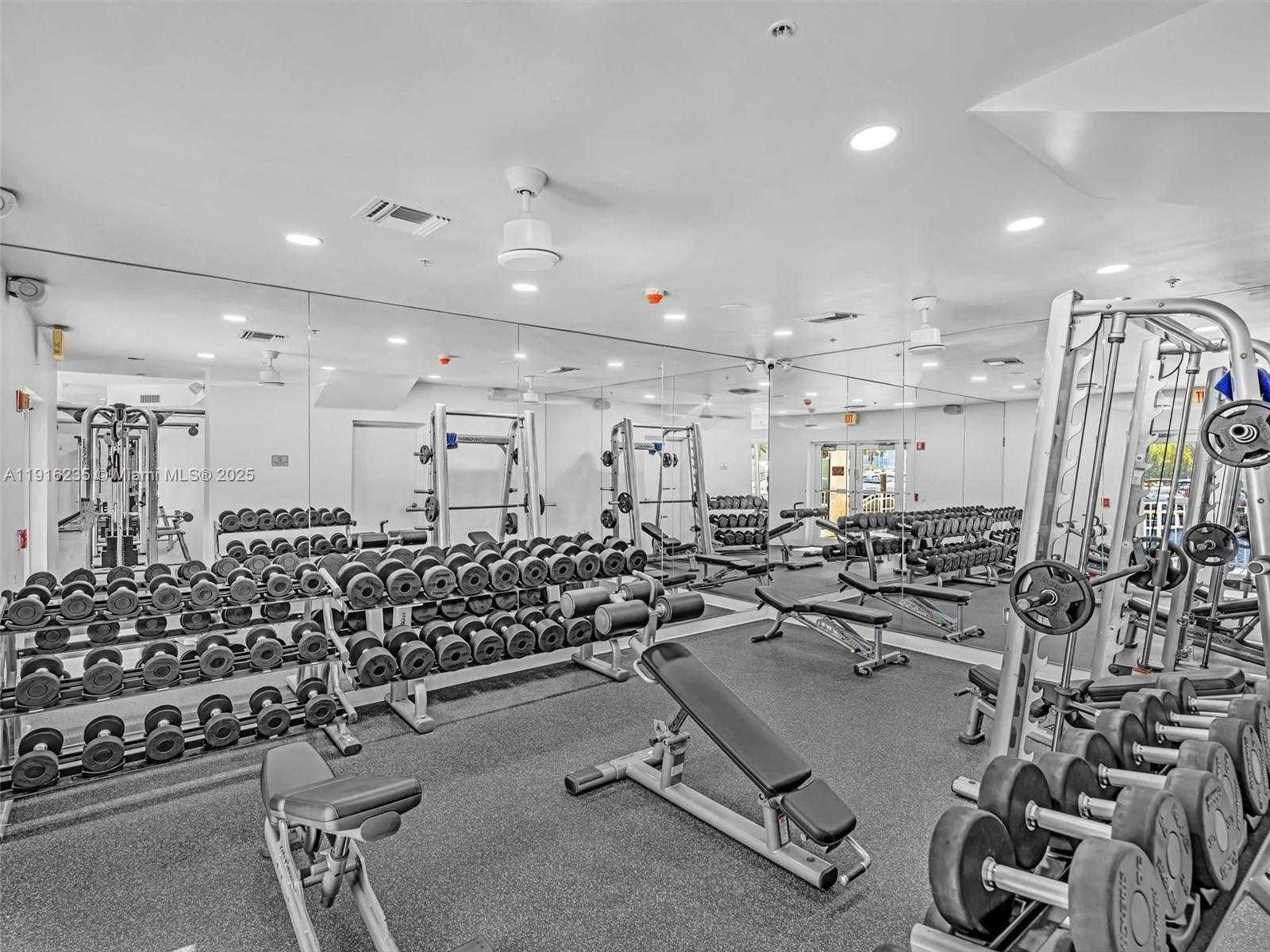 Small Image of 3370 HIDDEN BAY DR #1002, Aventura Number 84