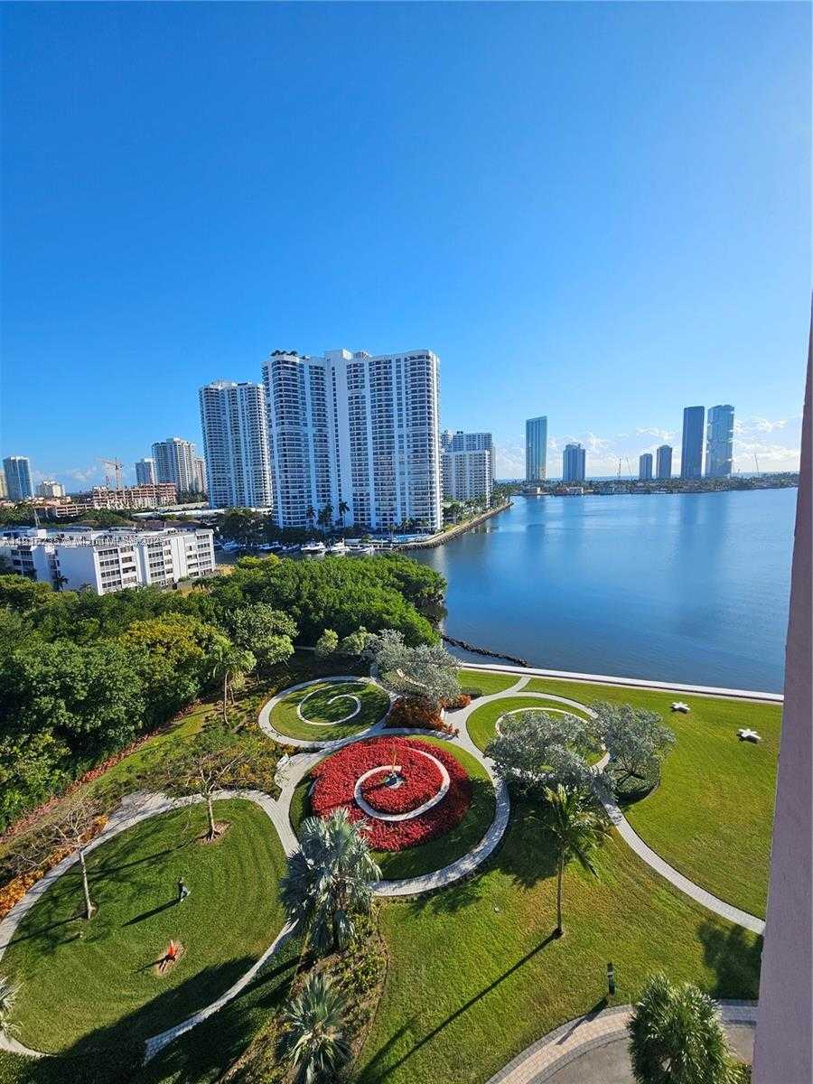 Small Image of 3370 HIDDEN BAY DR #1002, Aventura Number 93