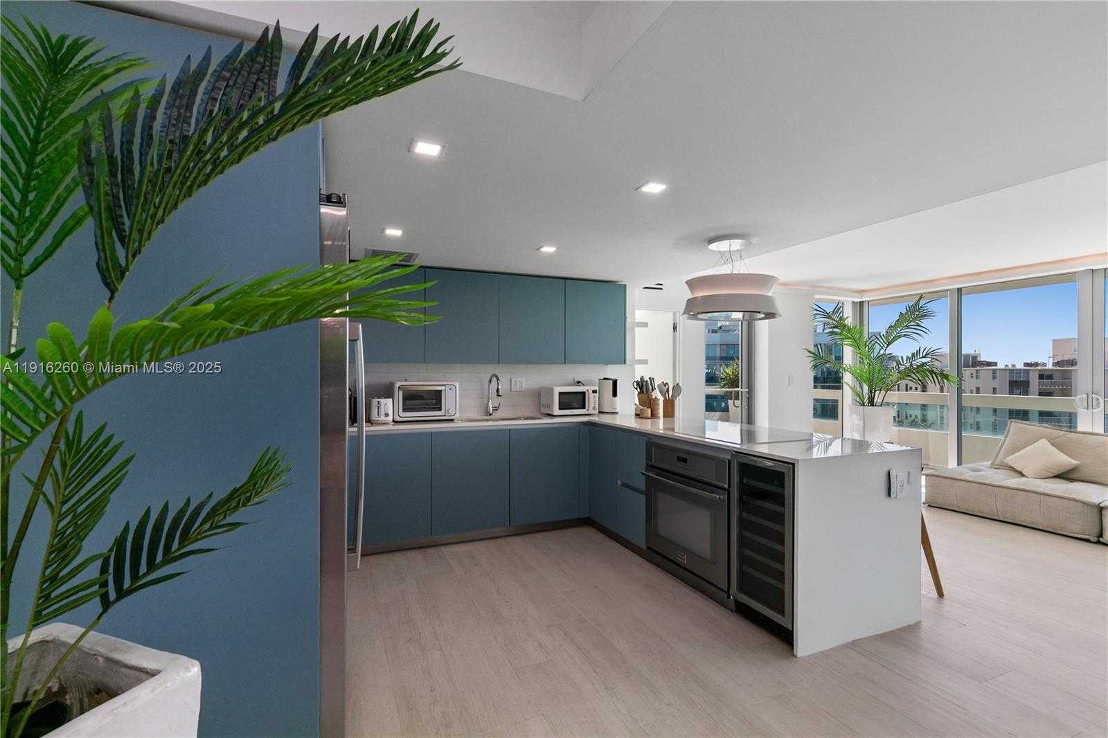 Small Image of Bay Harbor Islands Number 2