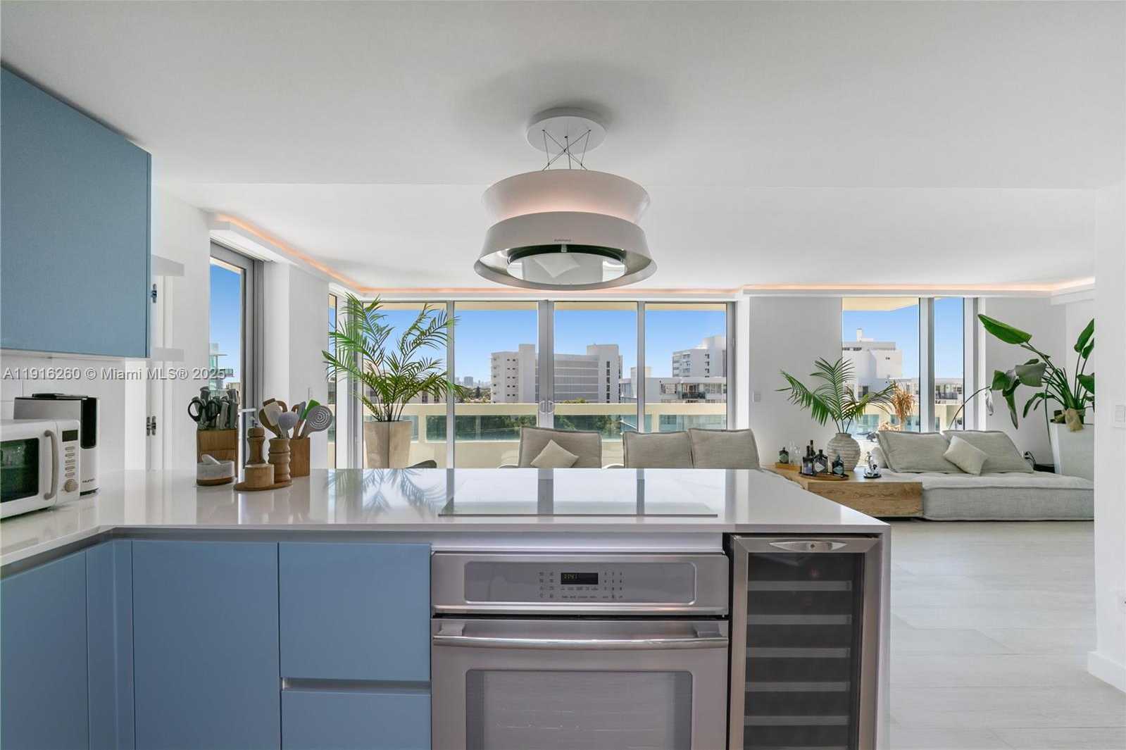 Small Image of Bay Harbor Islands Number 4