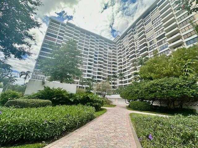 Small Image of 600 THREE ISLANDS BLVD #1514, Hallandale Beach Number 25