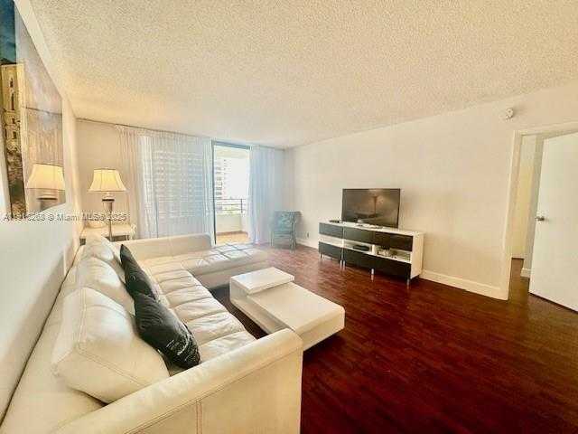 Small Image of 600 THREE ISLANDS BLVD #1514, Hallandale Beach Number 5