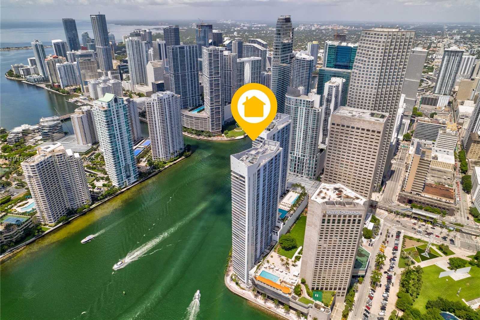 Small Image of 335 Biscayne Blvd, Miami, FL 33132, USA Number 15