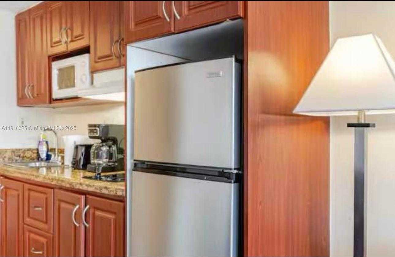 Small Image of 19201 COLLINS AVE #733, Sunny Isles Beach Number 6