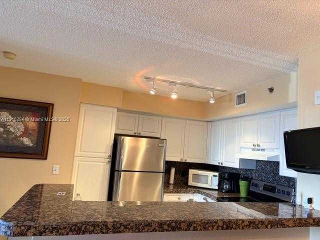 Small Image of 19501 EAST COUNTRY CLUB DR #9601, Aventura Number 14