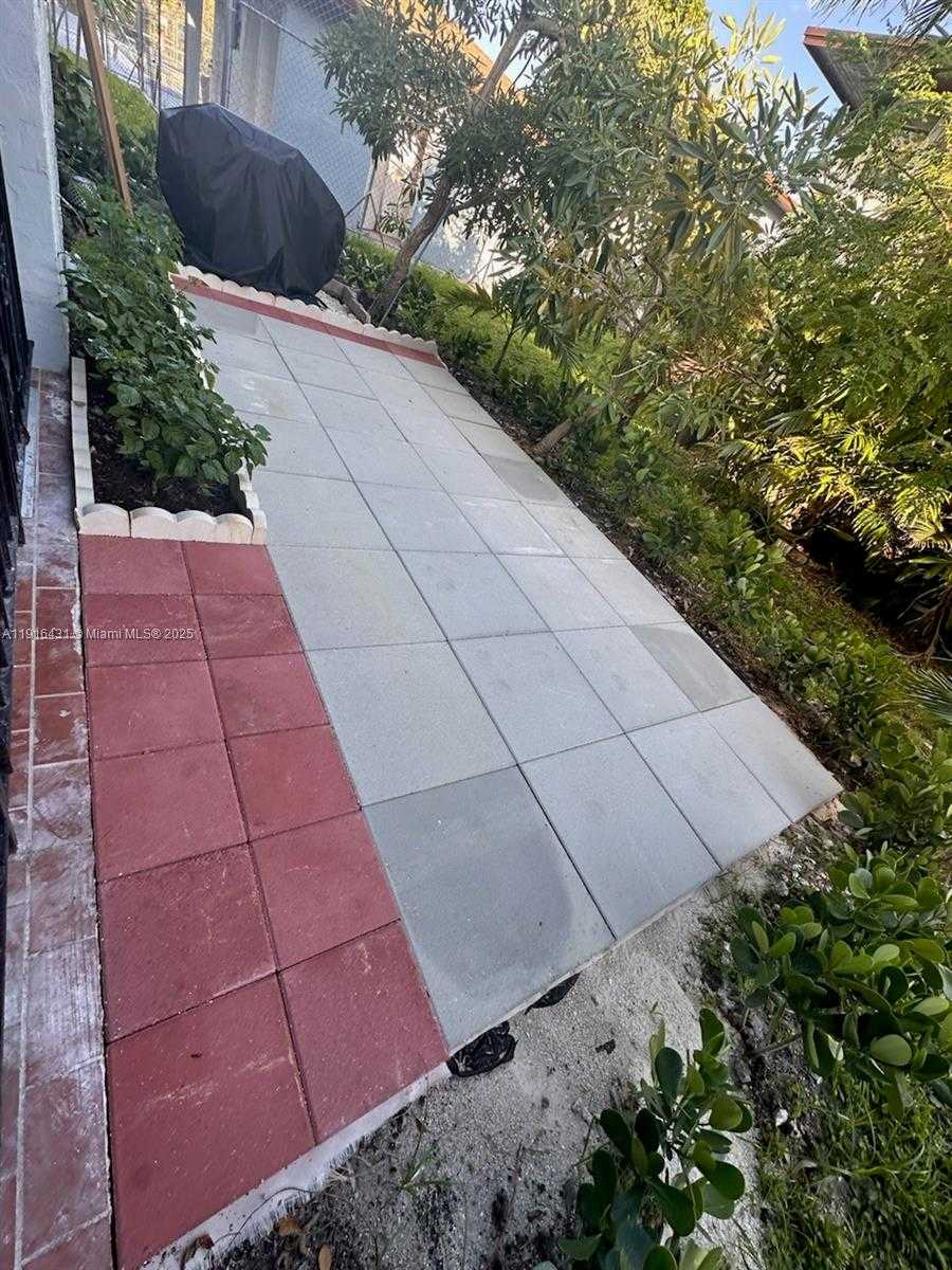 Small Image of 6259 WEST 24TH AVE #101-8, Hialeah Number 8