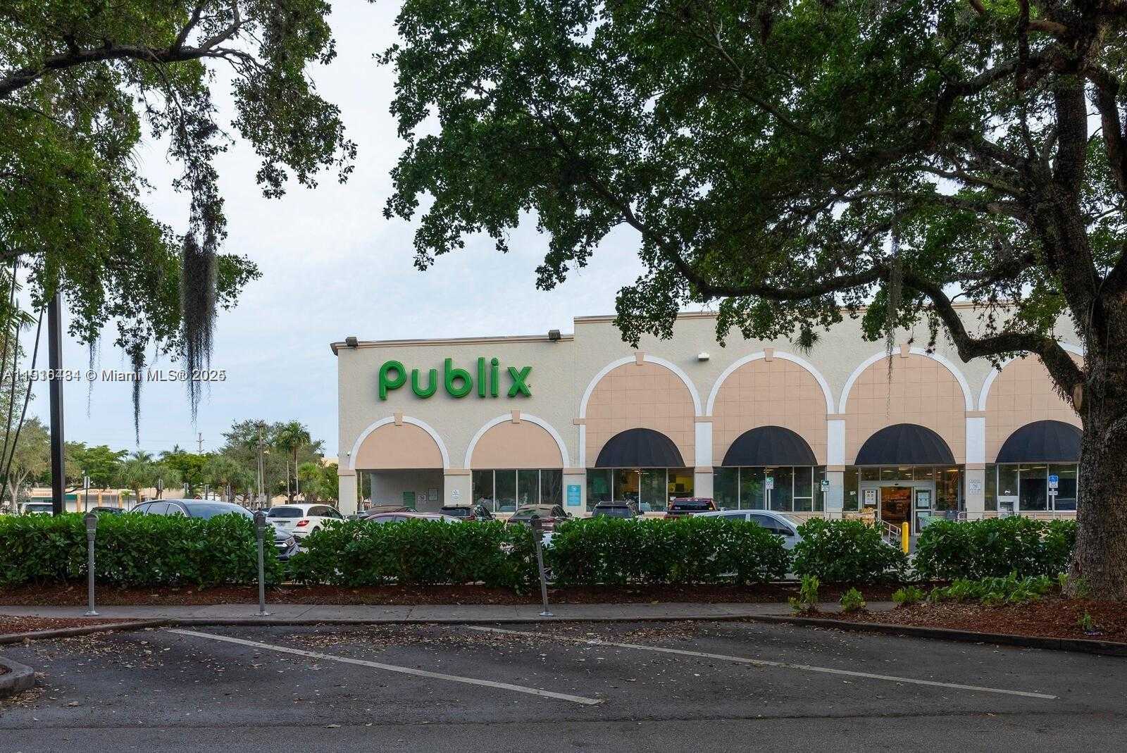 Small Image of 6580 SANTONA ST #A32, Coral Gables Number 15