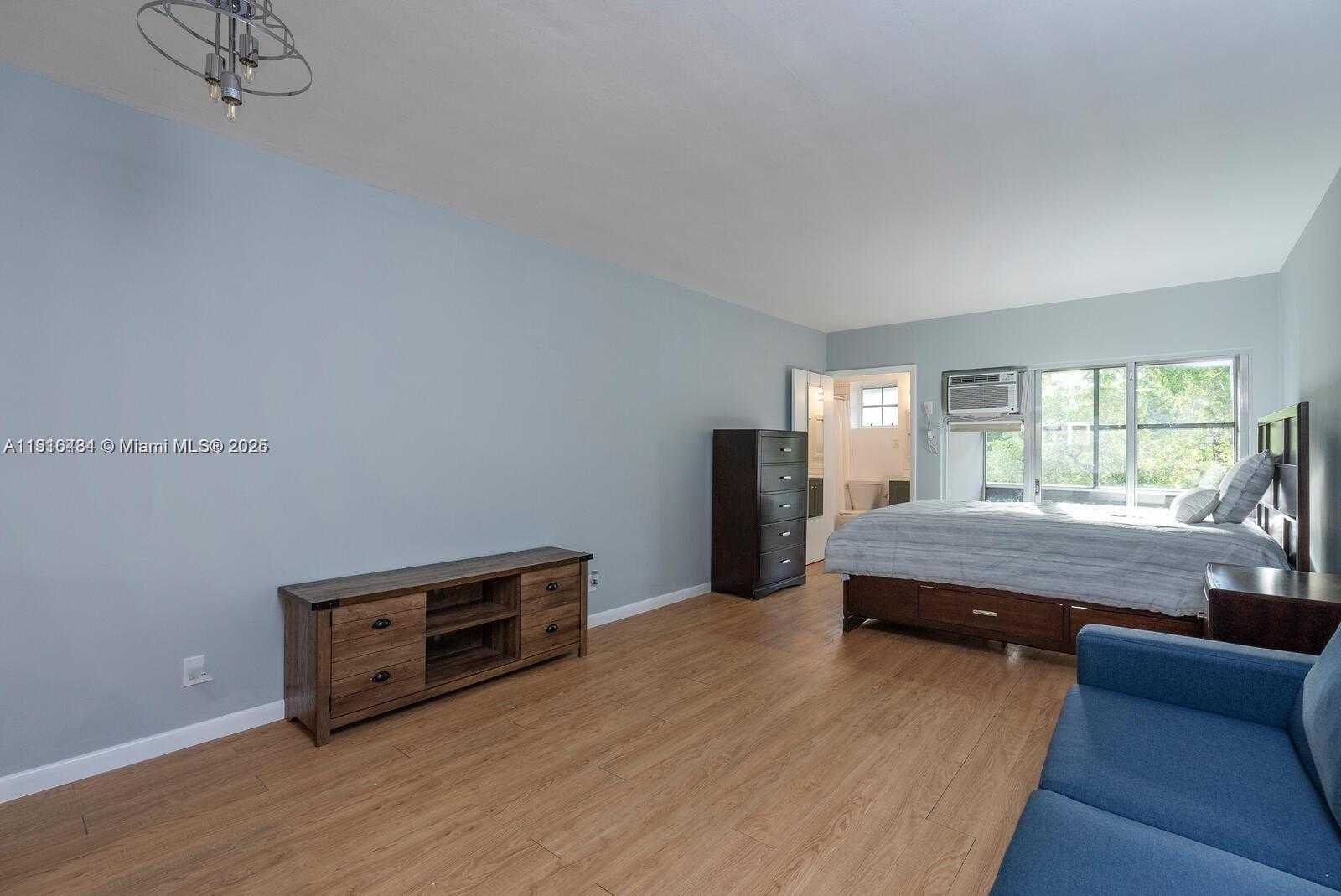 Small Image of 6580 SANTONA ST #A32, Coral Gables Number 6