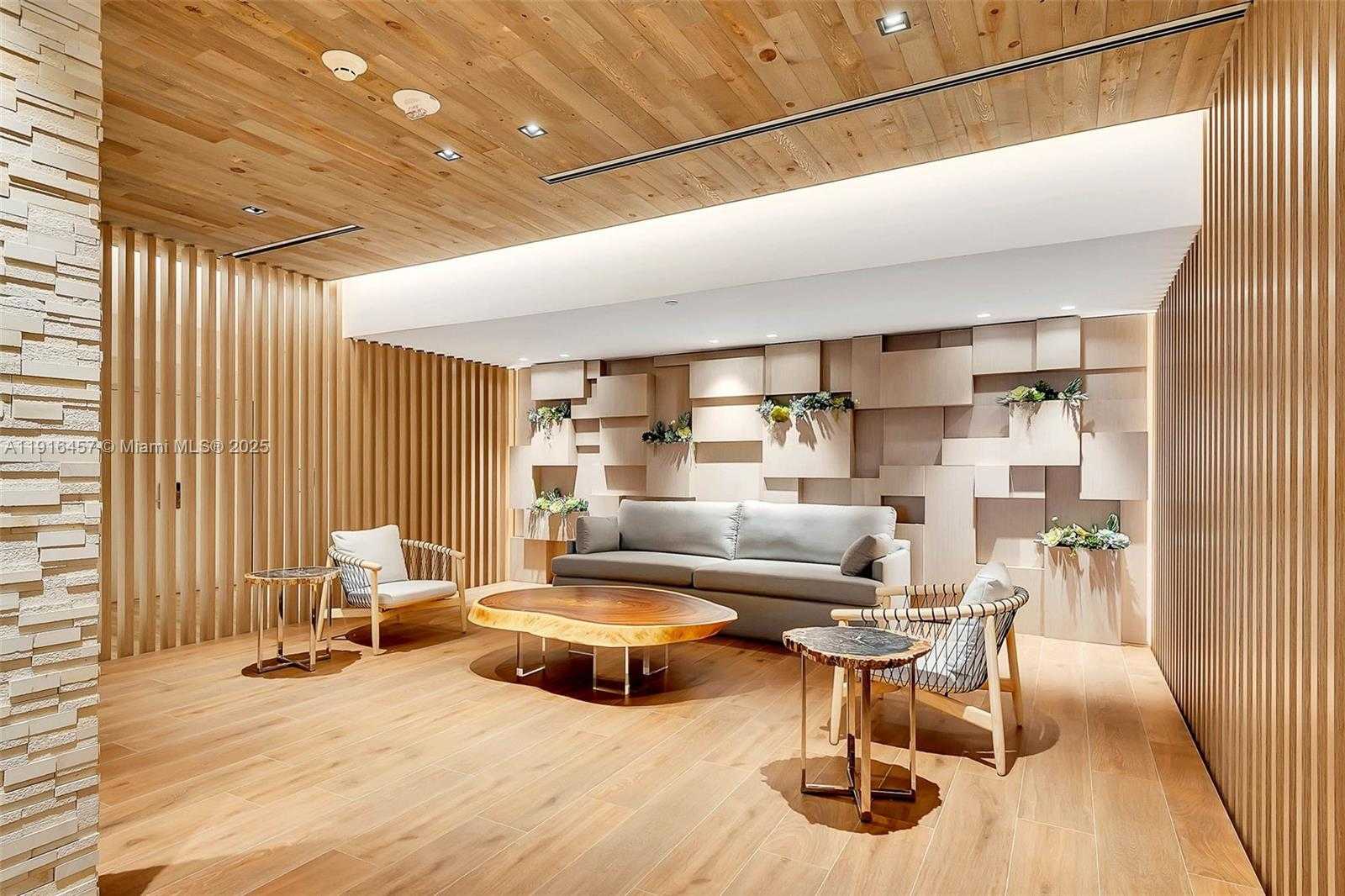 Small Image of 2301 COLLINS AVE #1533, Miami Beach Number 42