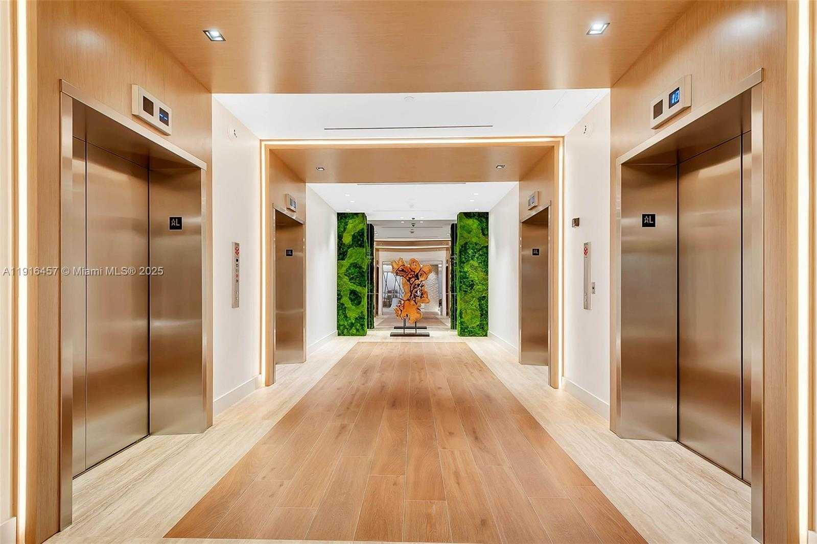 Small Image of 2301 COLLINS AVE #1533, Miami Beach Number 43