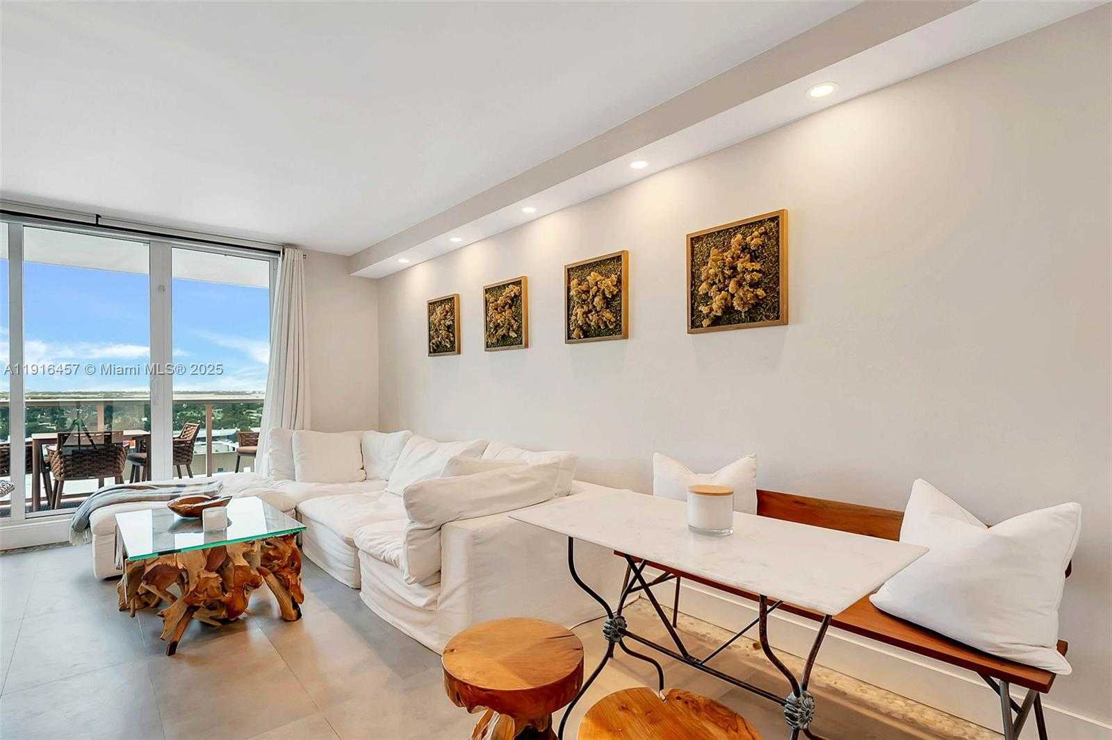 Small Image of 2301 COLLINS AVE #1533, Miami Beach Number 6