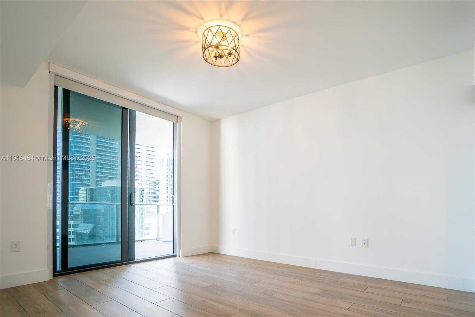 Small Image of 1010 BRICKELL AVE #2201, Miami Number 13