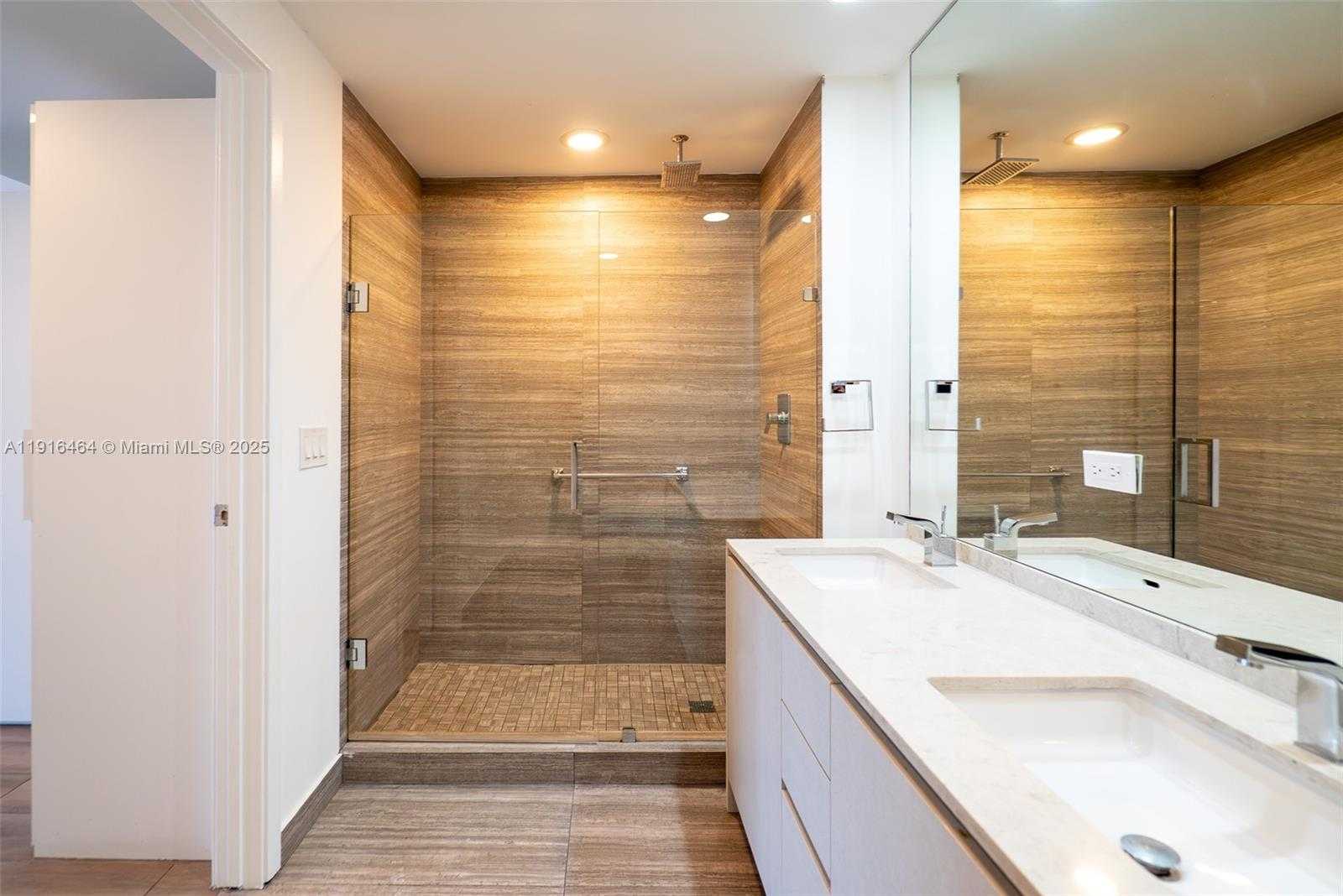 Small Image of 1010 BRICKELL AVE #2201, Miami Number 15