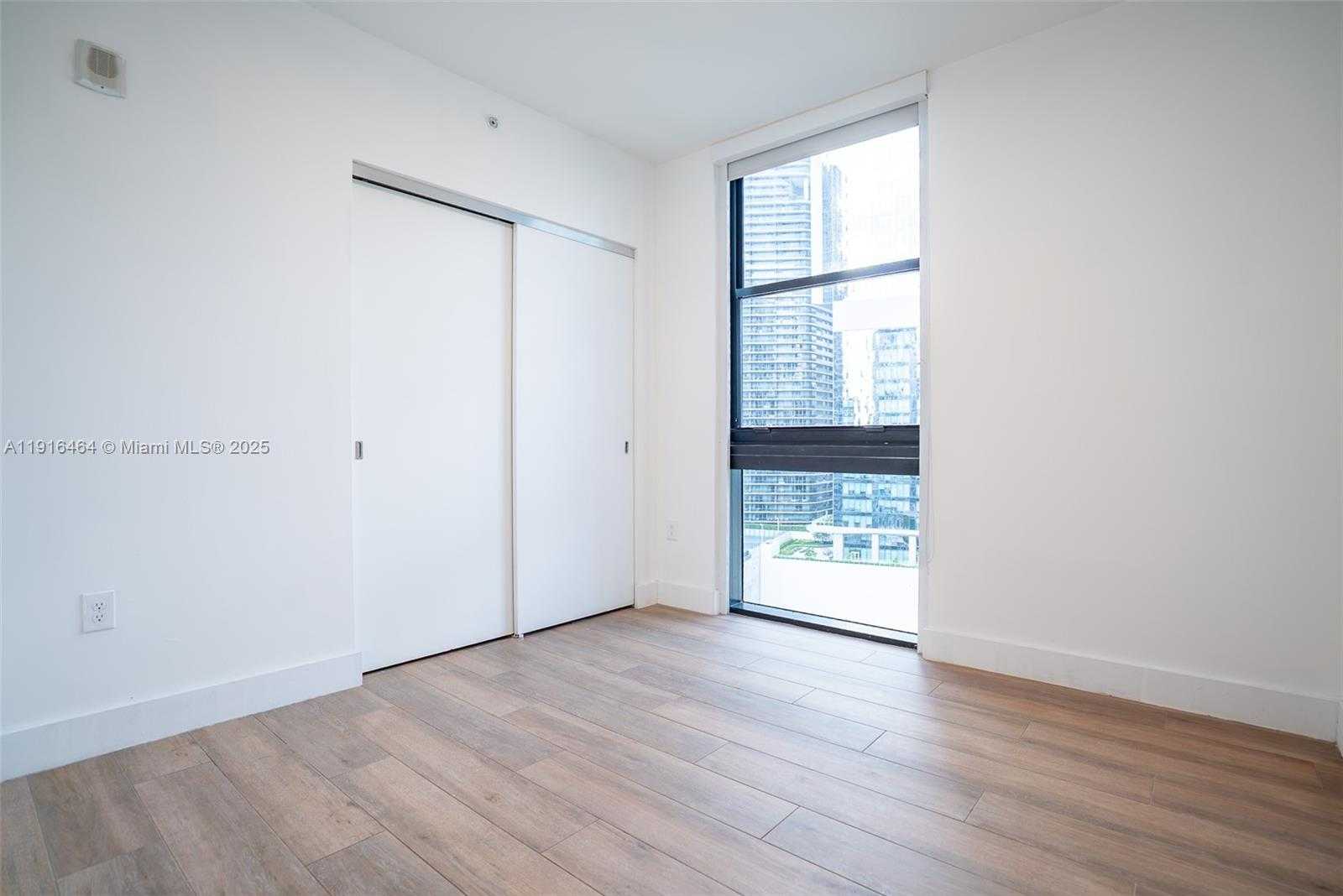 Small Image of 1010 BRICKELL AVE #2201, Miami Number 16