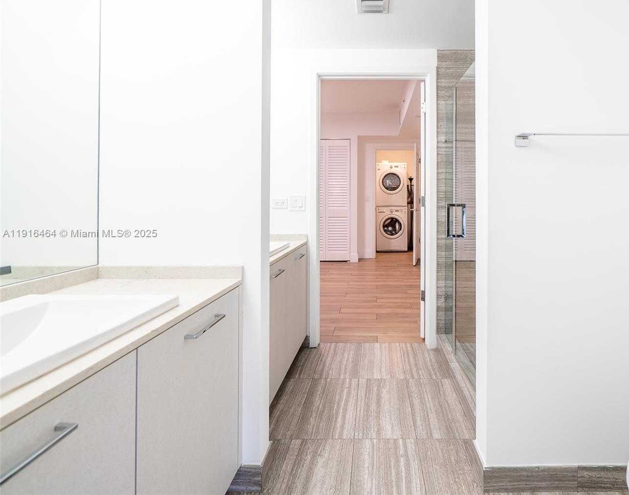 Small Image of 1010 BRICKELL AVE #2201, Miami Number 18