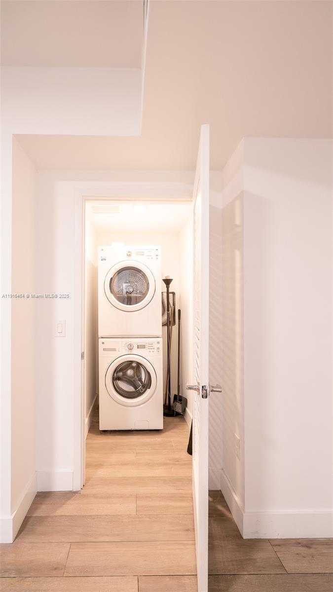 Small Image of 1010 BRICKELL AVE #2201, Miami Number 20