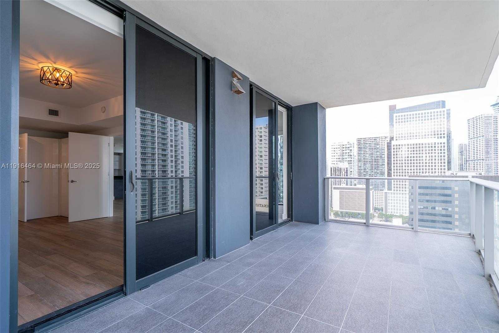 Small Image of 1010 BRICKELL AVE #2201, Miami Number 22