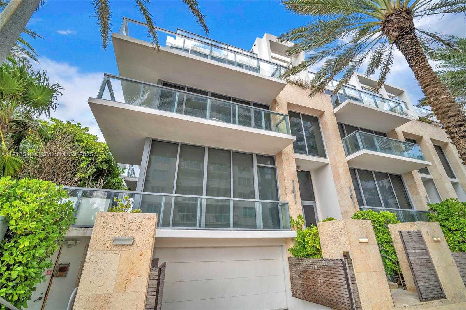 Small Image of 9501 COLLINS AVE #1, Surfside Number 11