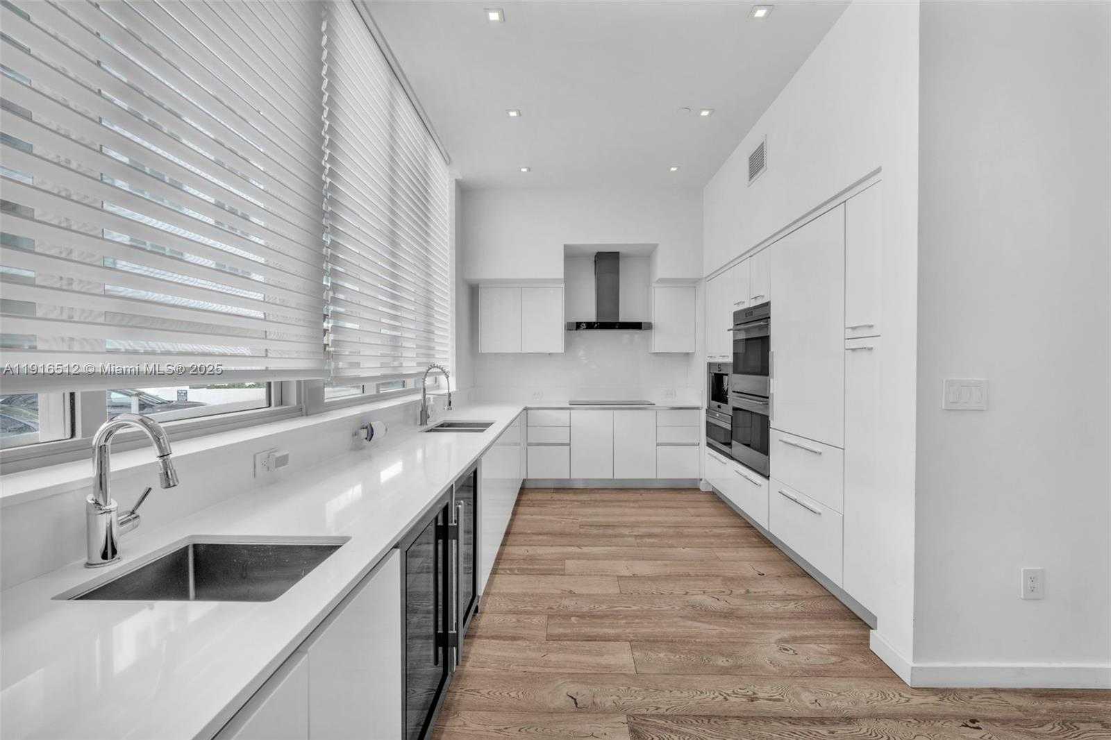 Small Image of 9501 COLLINS AVE #1, Surfside Number 20