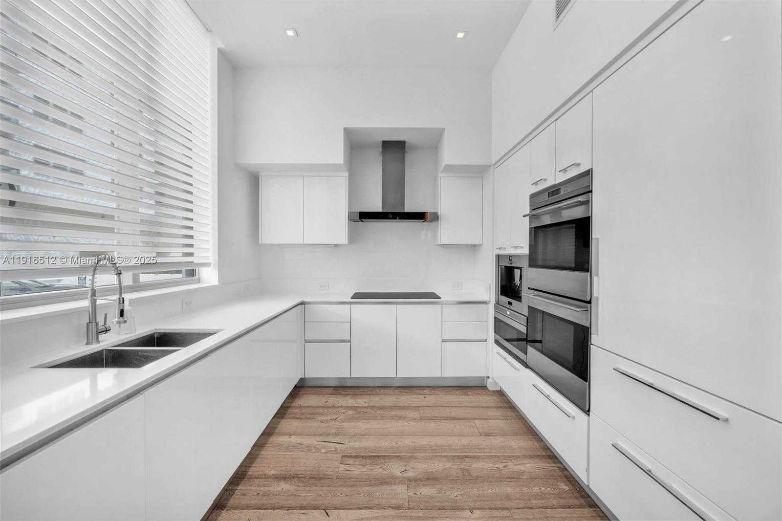 Small Image of 9501 COLLINS AVE #1, Surfside Number 22