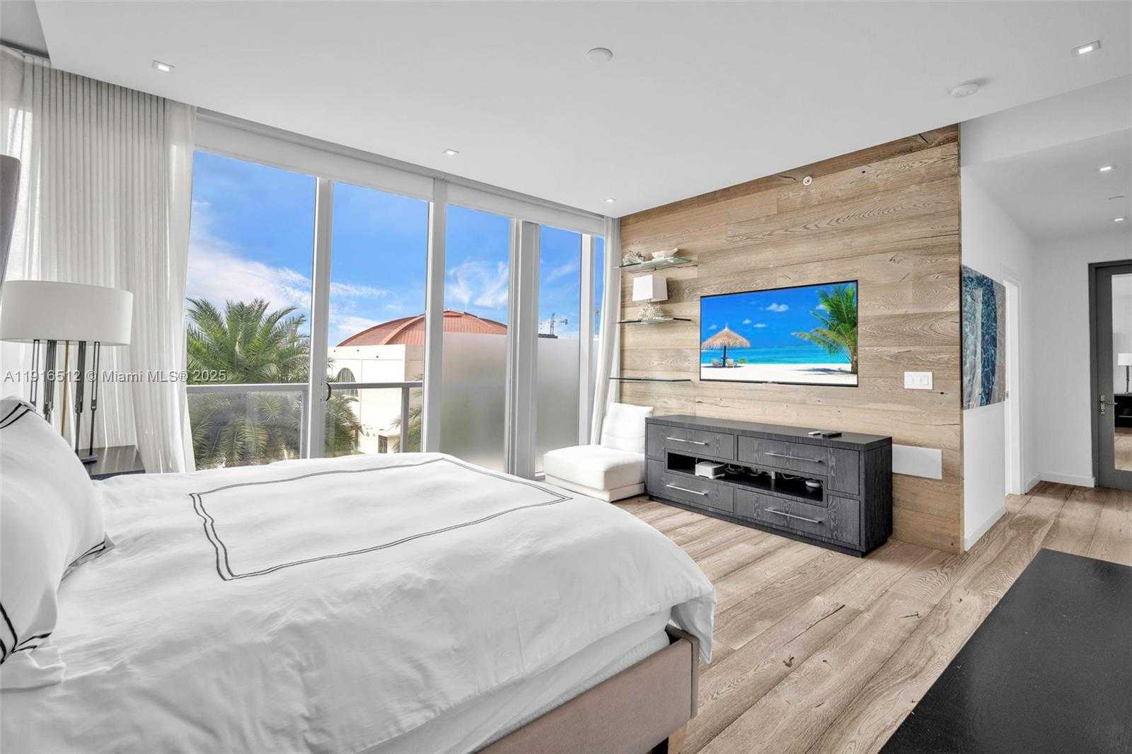 Small Image of 9501 COLLINS AVE #1, Surfside Number 33