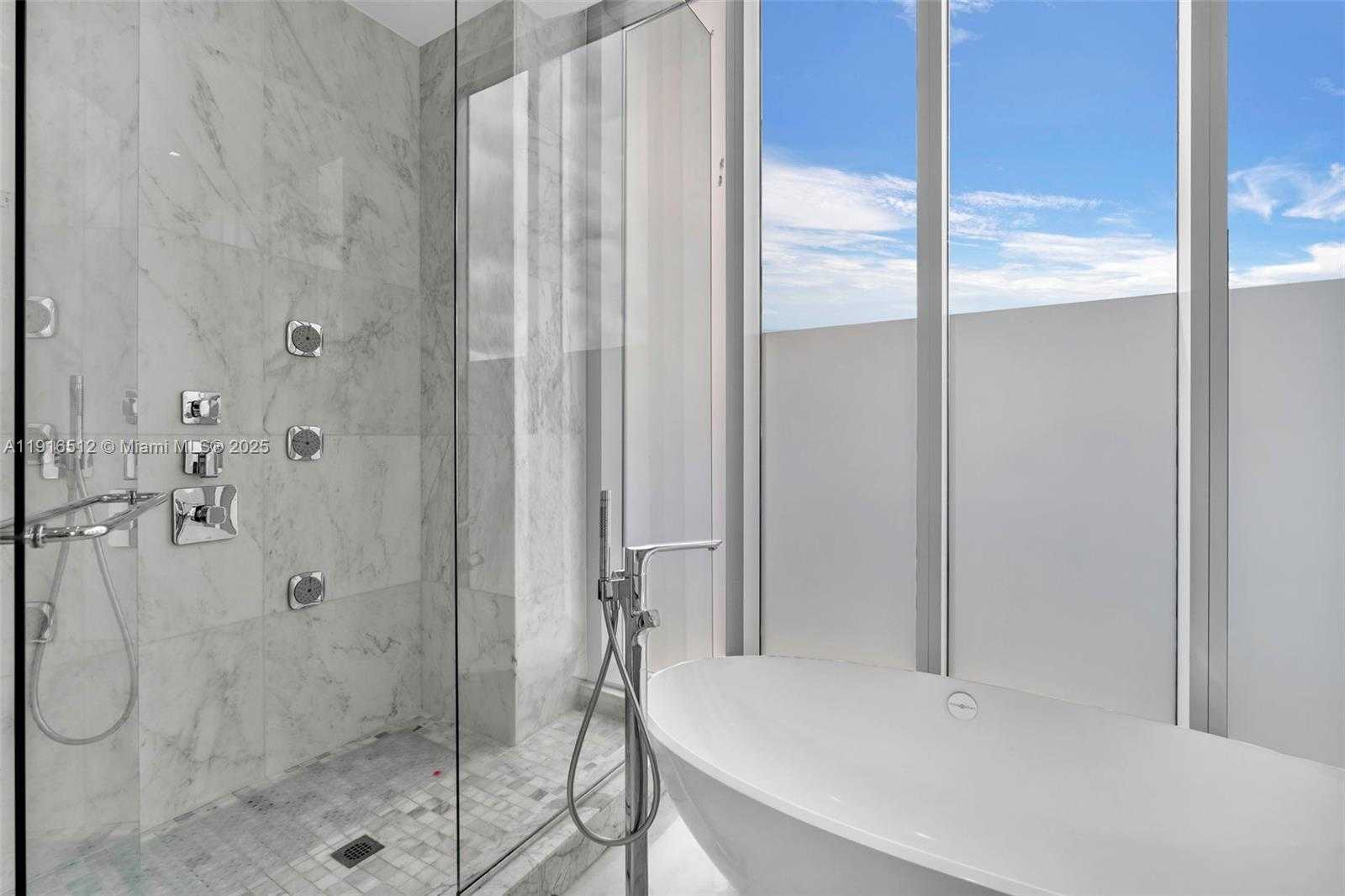 Small Image of 9501 COLLINS AVE #1, Surfside Number 37