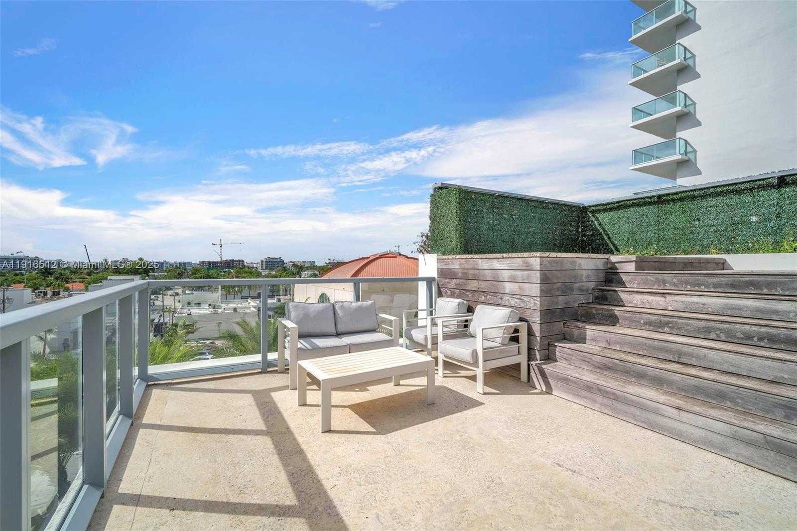 Small Image of 9501 COLLINS AVE #1, Surfside Number 44