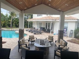 Small Image of 352 KINGFISHER DR, Jupiter Number 8