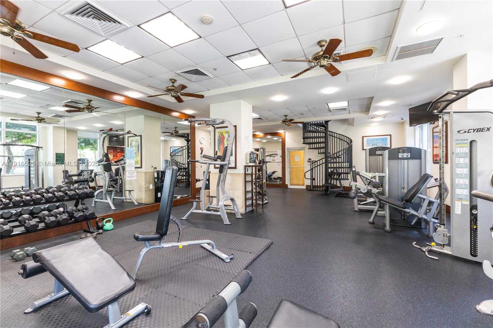 Small Image of 19501 WEST COUNTRY CLUB DR #515, Aventura Number 29