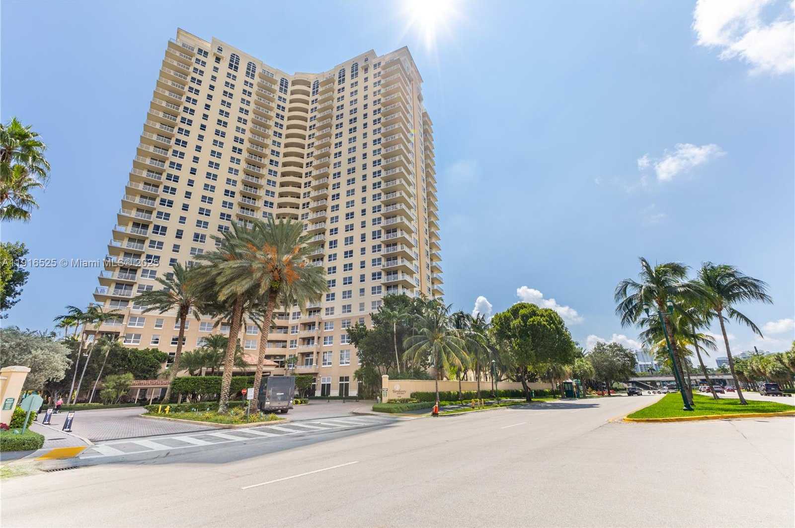 Small Image of 19501 WEST COUNTRY CLUB DR #515, Aventura Number 39