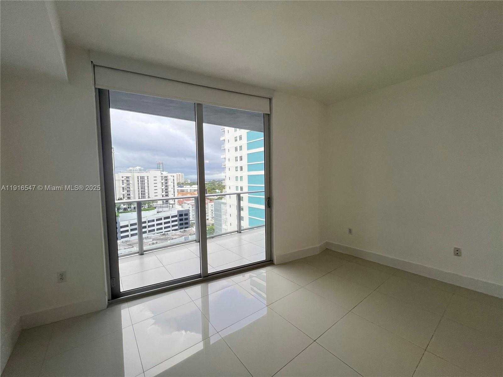 Small Image of 1010 SOUTH WEST 2ND AVE #1610, Miami Number 4