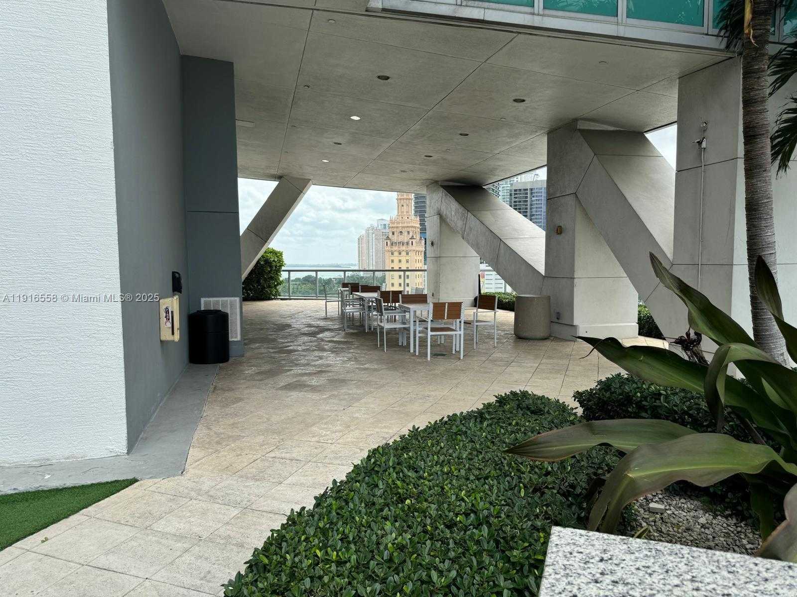 Small Image of 888 BISCAYNE BLVD #2801, Miami Number 2