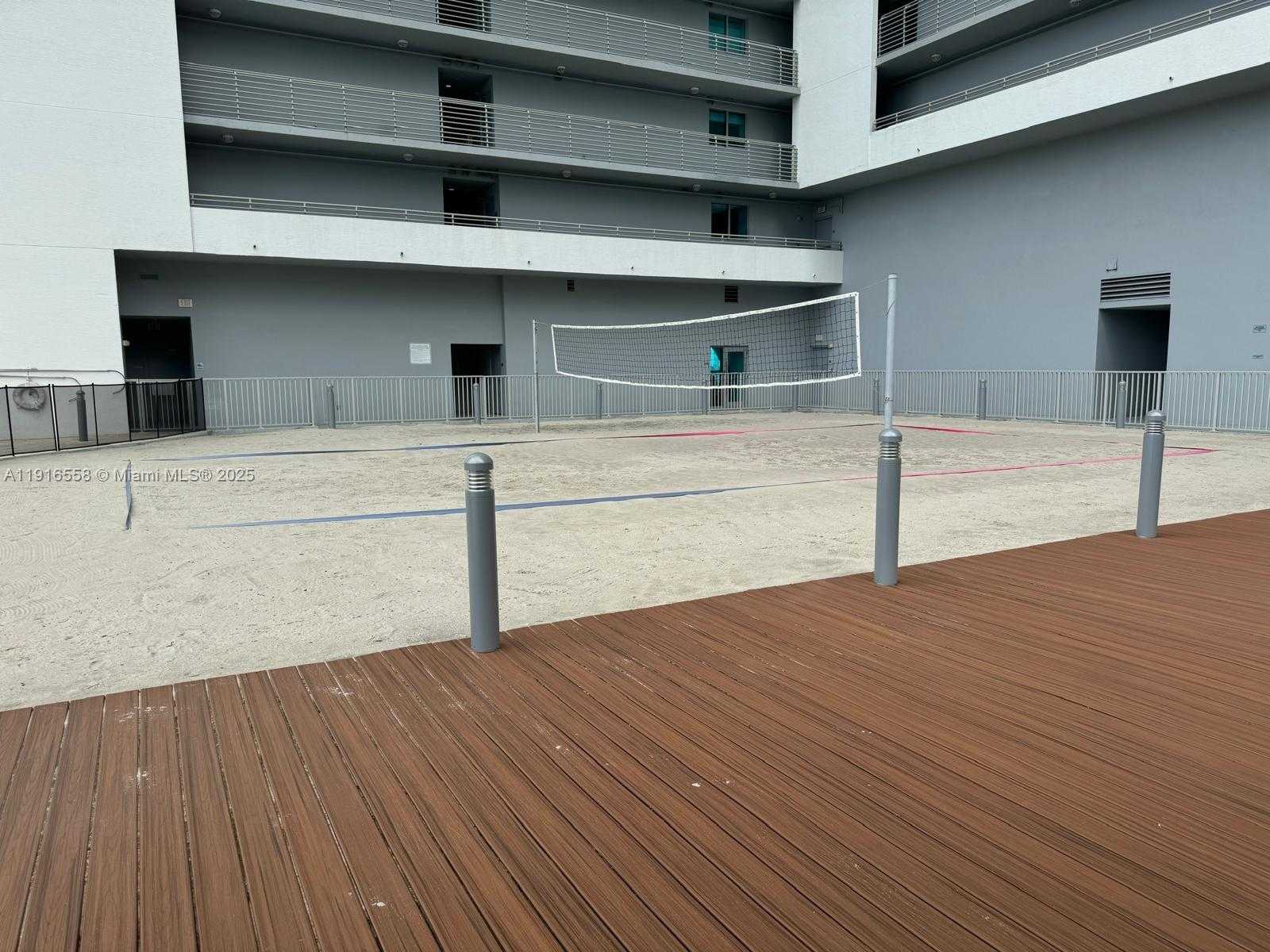 Small Image of 888 BISCAYNE BLVD #2801, Miami Number 24