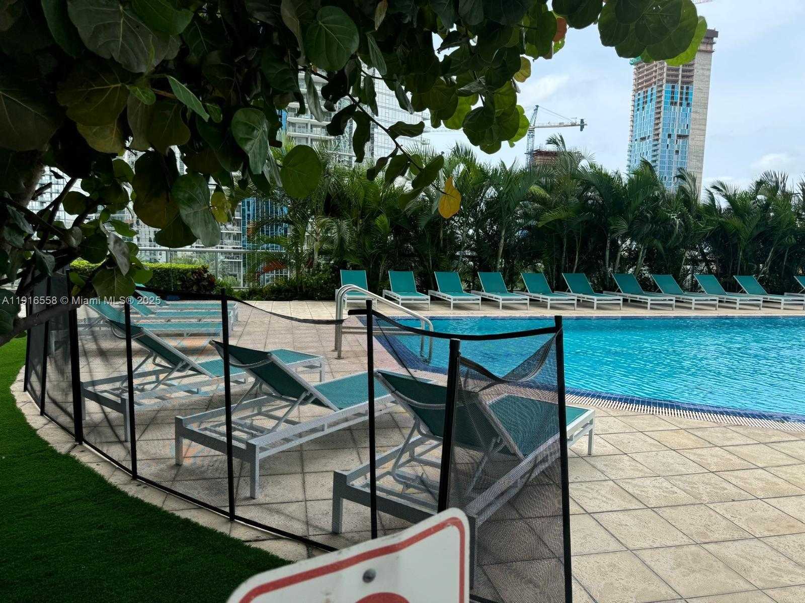 Small Image of 888 BISCAYNE BLVD #2801, Miami Number 26