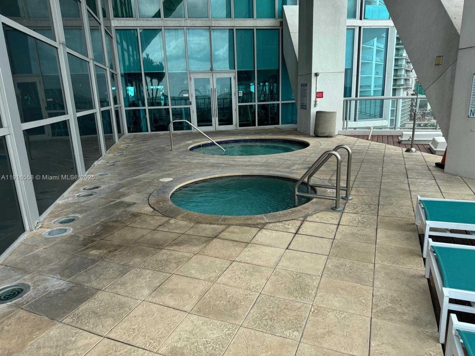 Small Image of 888 BISCAYNE BLVD #2801, Miami Number 33