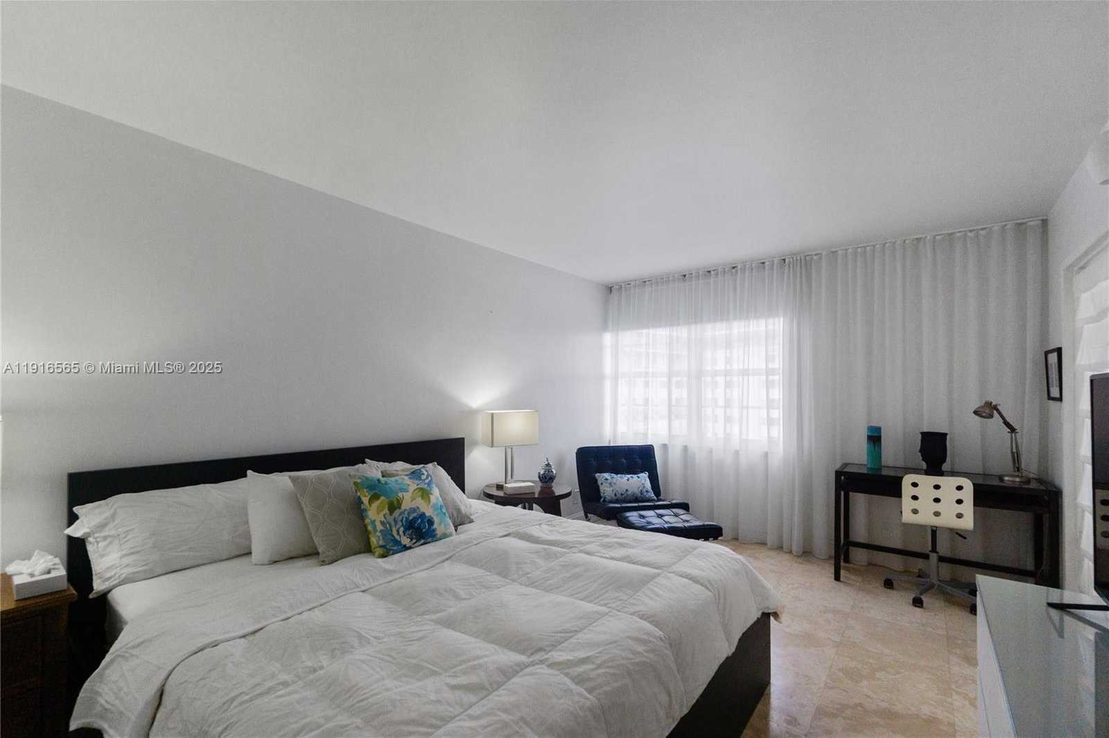 Small Image of 100 LINCOLN RD #847, Miami Beach Number 10
