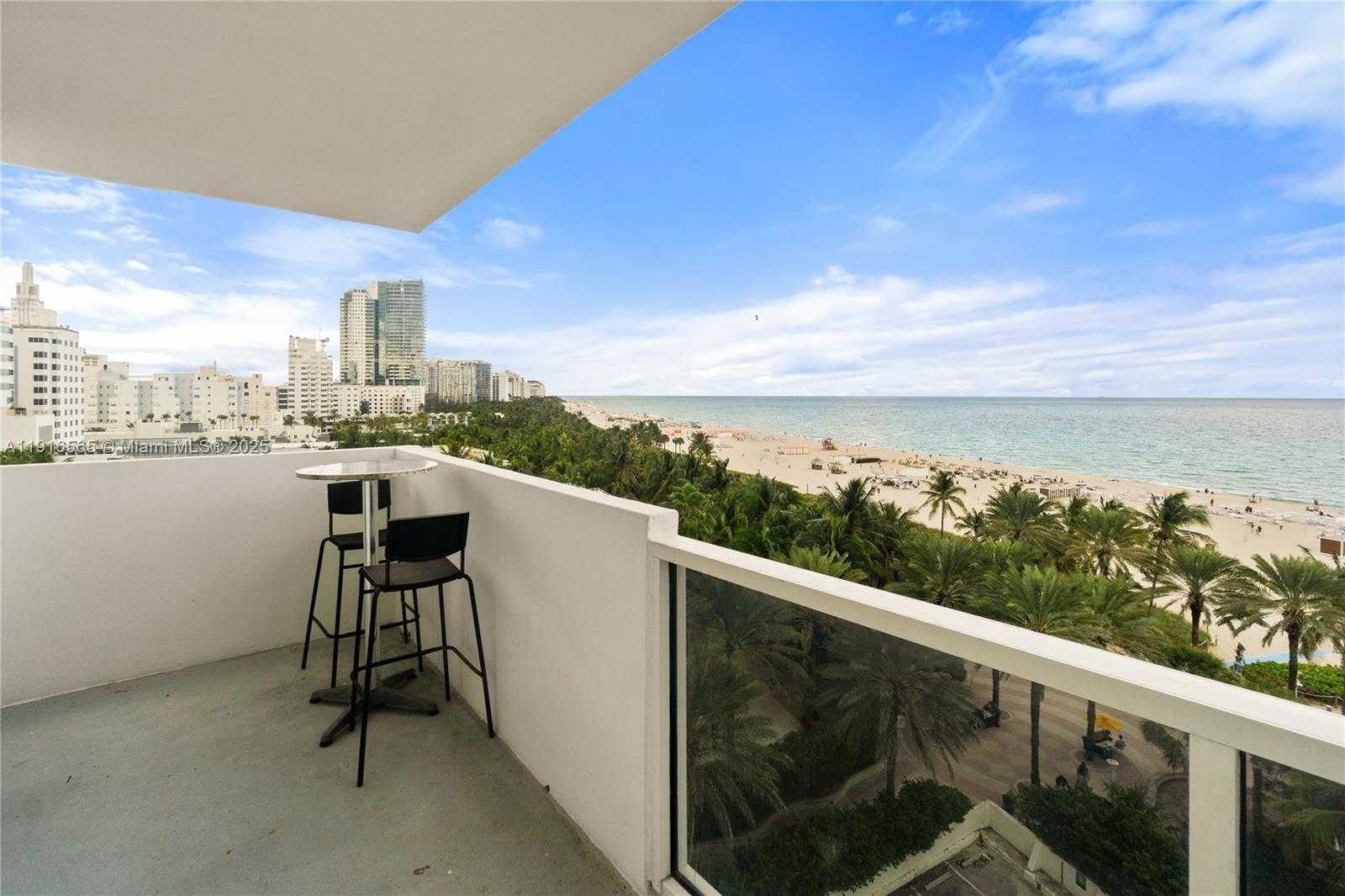 Small Image of 100 LINCOLN RD #847, Miami Beach Number 2
