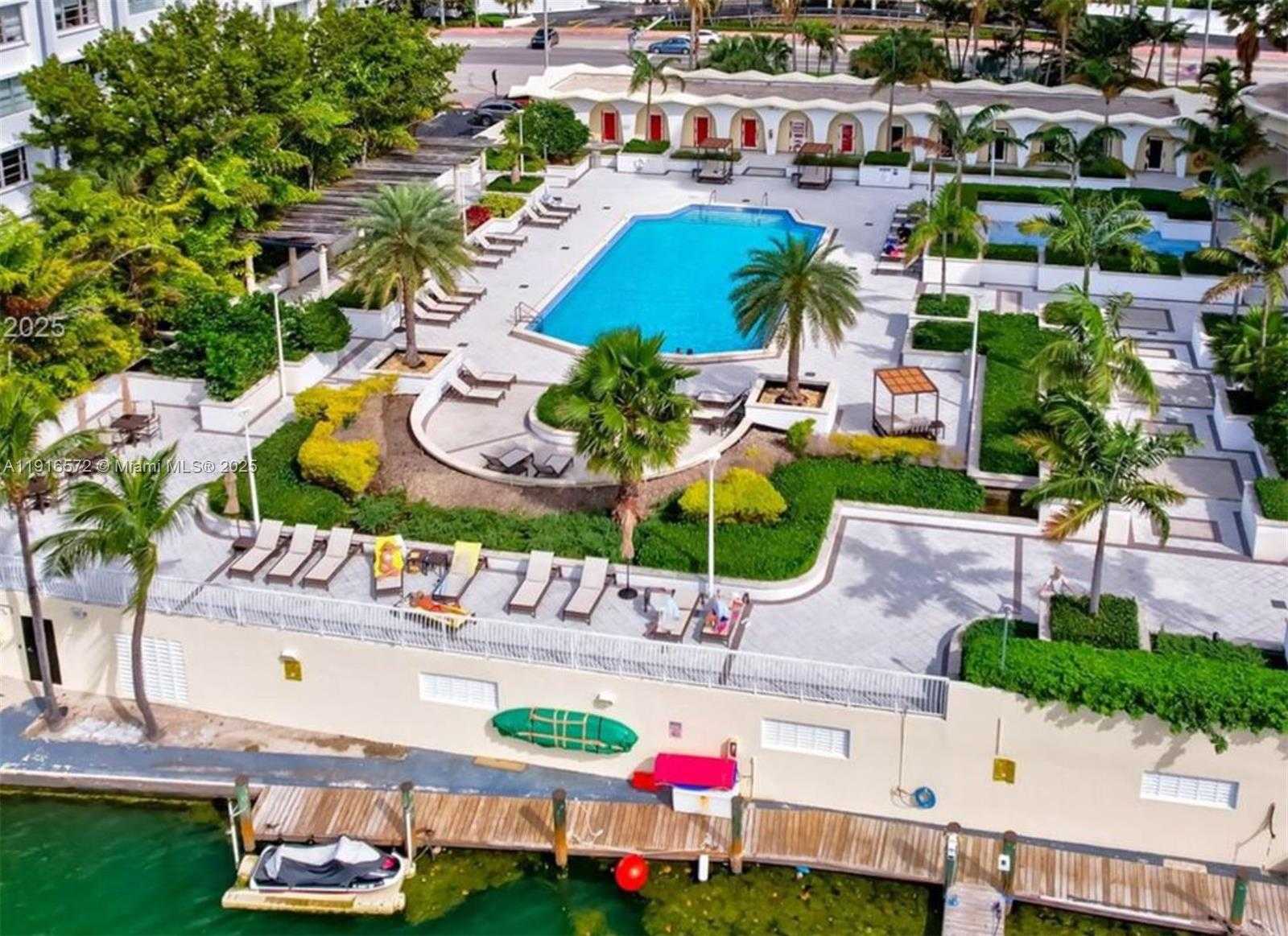 Small Image of 5600 COLLINS AVE #17T, Miami Beach Number 61