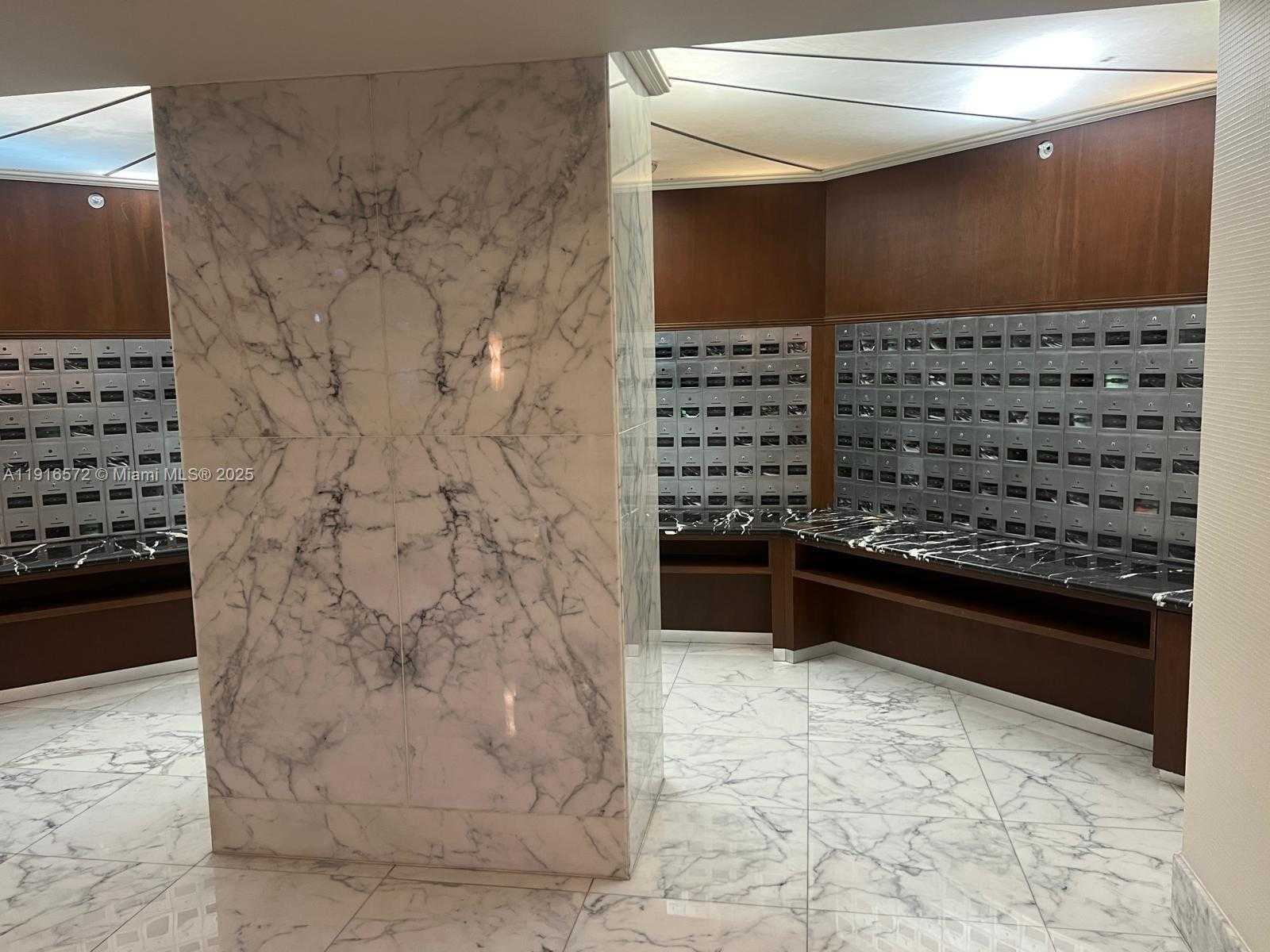 Small Image of 5600 COLLINS AVE #17T, Miami Beach Number 79